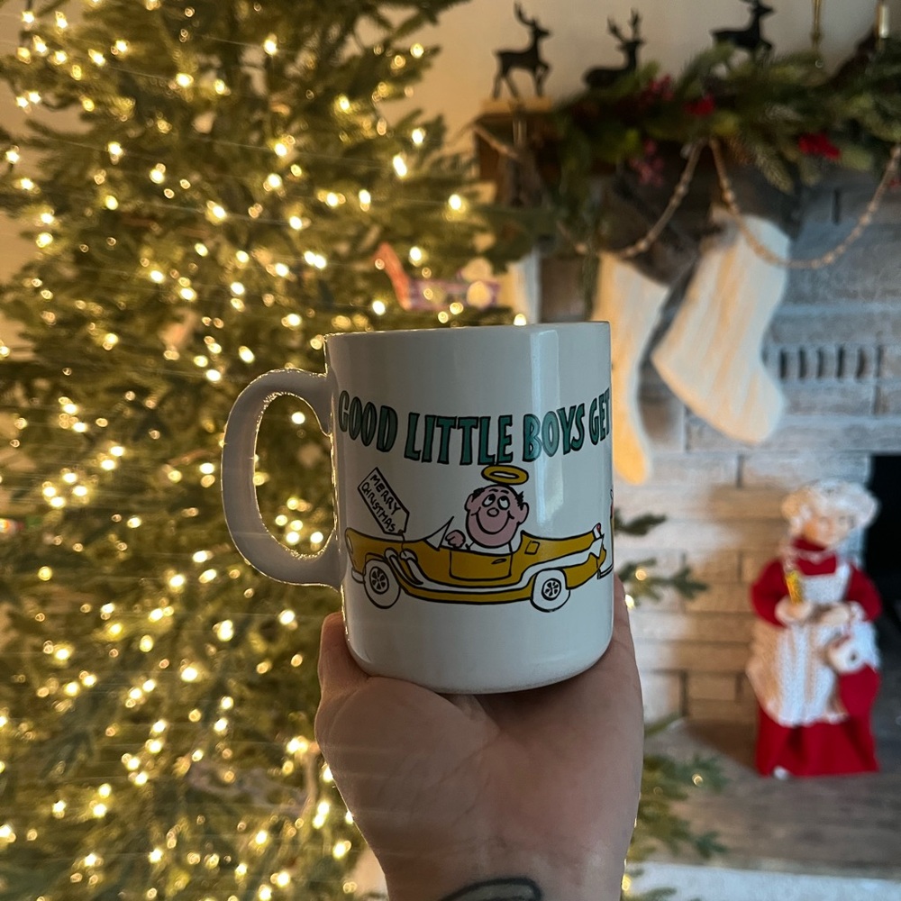 Vintage Christmas Mug with Humorous Design - Picture 3 of 6